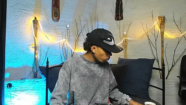 AlanCutee online show from February 17, 2026, 12:35 pm