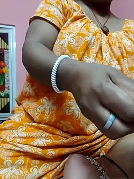 Cute-Swewty online show from June 26, 2026, 3:07 pm