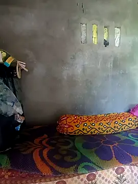 Cute-Swewty online show from September 9, 2025, 4:00 am