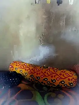 Cute-Swewty online show from September 11, 2025, 4:34 am