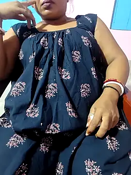 Cute-Swewty online show from October 8, 2025, 12:39 pm