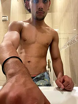 Lapatrona  online show from September 18, 2025, 10:35 pm