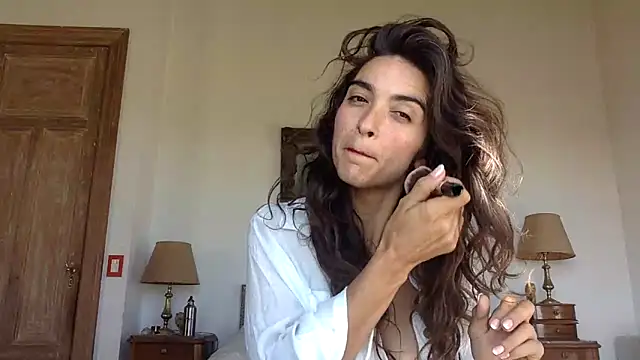 venuslibre online show from October 6, 2025, 11:11 am