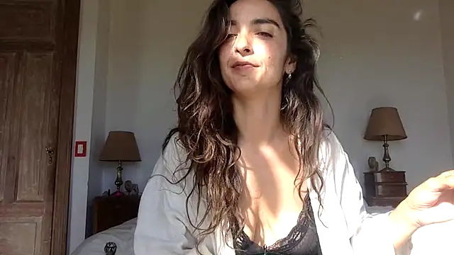 venuslibre online show from September 29, 2025, 12:11 pm