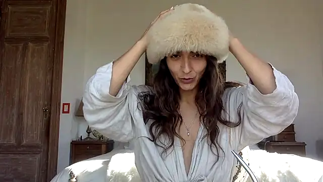 venuslibre online show from September 8, 2025, 7:35 pm