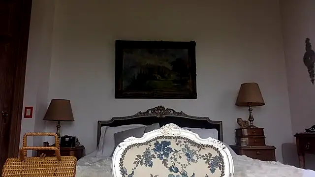 venuslibre online show from October 25, 2025, 2:28 pm