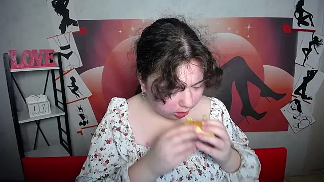 NeonilaLisova online show from November 17, 2025, 12:20 pm