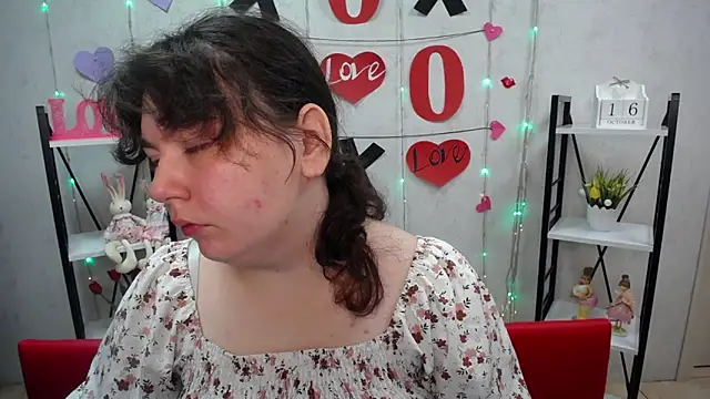 NeonilaLisova online show from October 16, 2025, 5:27 am