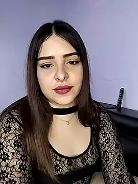 Snapshot of Nahomy_cm chatting on September 19, 2025, 8:35 pm Nahomy cm online show from September 19, 2025, 8:35 pm