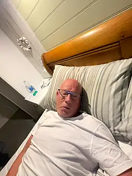 philefc online show from September 26, 2025, 7:26 am