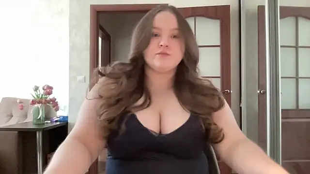 Snapshot of Alice898 chatting on March 13, 2026, 10:31 am Alice898 online show from March 13, 2026, 10:31 am