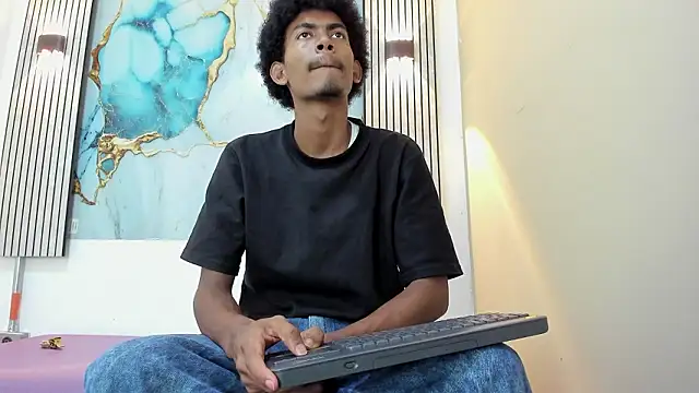 Snapshot of FYKMOR_1 chatting on March 21, 2026, 8:02 pm FYKMOR 1 online show from March 21, 2026, 8:02 pm