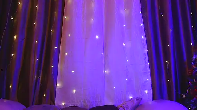 KARISHMA-STRIP online show from March 10, 2026, 7:56 am