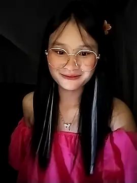 saronla 03 online show from September 27, 2025, 3:18 pm