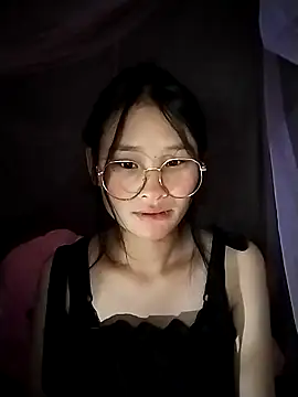 saronla 03 online show from October 29, 2025, 8:24 am