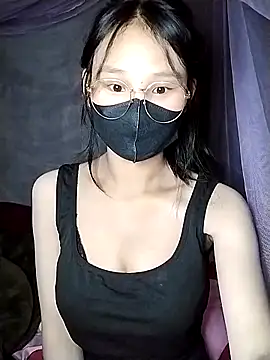 saronla 03 online show from November 5, 2025, 4:10 pm