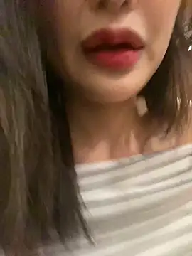   BabyShowPublic   online show from October 4, 2025, 11:12 am