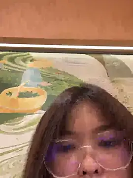   BabyShowPublic   online show from November 4, 2025, 11:14 am