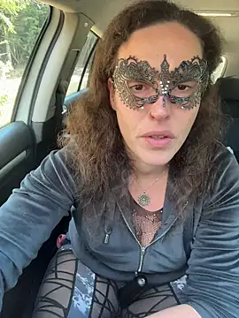 Snapshot of Nadja_Noir chatting on February 8, 2026, 12:14 pm Nadja Noir online show from February 8, 2026, 12:14 pm