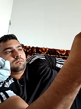 flr196 online show from October 5, 2025, 9:11 am