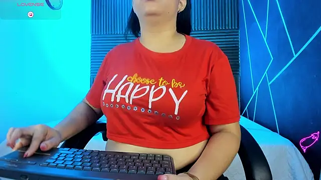 SamaraAnders  online show from August 6, 2026, 5:02 am