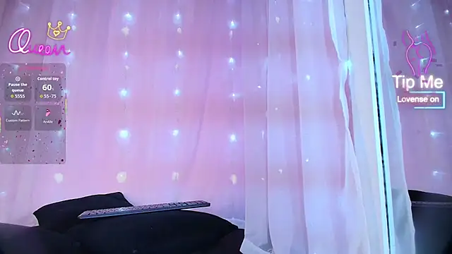 SunnyGilmoree online show from July 5, 2026, 7:54 pm