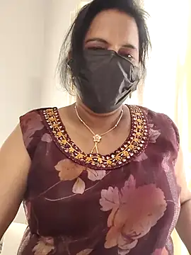 mallu-lover online show from April 20, 2026, 9:12 am