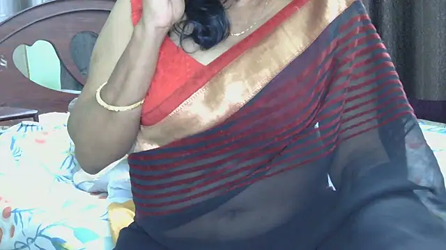 Snapshot of mallu-lover chatting on June 17, 2026, 4:39 pm mallu-lover online show from June 17, 2026, 4:39 pm