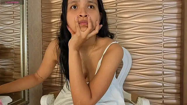 Miladiosa online show from June 28, 2026, 12:22 pm