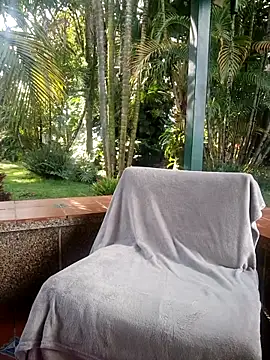 SophiaGuzman online show from October 28, 2025, 8:30 pm