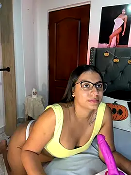 ema zoe online show from October 18, 2025, 12:01 am