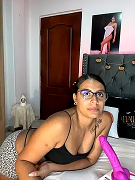 ema zoe online show from October 14, 2025, 11:58 pm