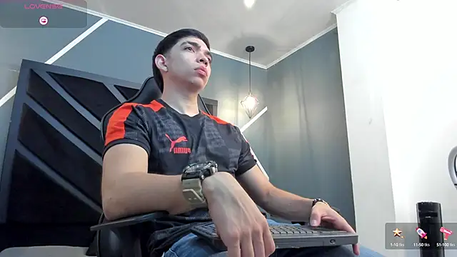 Eryonbradley online show from October 9, 2025, 11:33 am