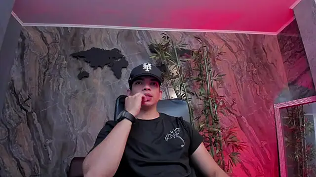 Eryonbradley online show from April 30, 2026, 11:31 pm