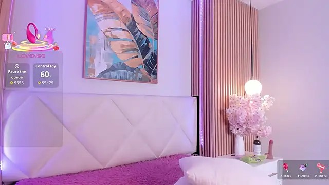 veronica hill  online show from March 3, 2026, 3:02 am