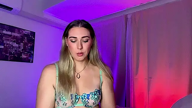 louiseberkeley online show from February 22, 2026, 8:49 am