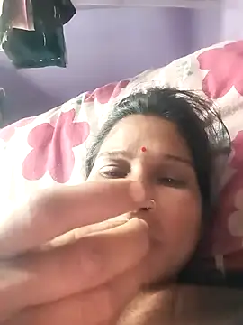 Snapshot of Sonam_pandeyji chatting on February 2, 2026, 2:49 pm Sonam pandeyji online show from February 2, 2026, 2:49 pm