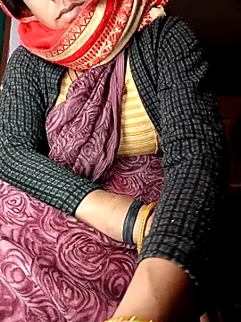 Snapshot of Sonam_pandeyji chatting on December 19, 2025, 3:03 pm Sonam pandeyji online show from December 19, 2025, 3:03 pm