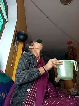 Snapshot of Sonam_pandeyji chatting on January 16, 2026, 8:40 am Sonam pandeyji online show from January 16, 2026, 8:40 am