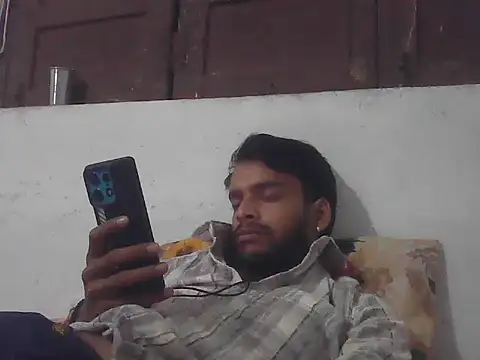 Snapshot of yashuuuu021 chatting on September 25, 2025, 5:41 pm yashuuuu021 online show from September 25, 2025, 5:41 pm