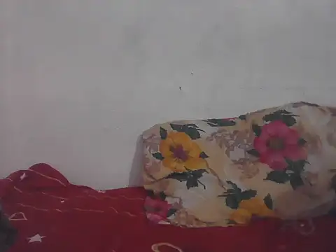 Snapshot of yashuuuu021 chatting on November 2, 2025, 6:57 pm yashuuuu021 online show from November 2, 2025, 6:57 pm