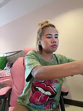 Kath C online show from September 25, 2025, 3:56 am