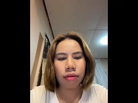 Kath C online show from November 12, 2025, 7:45 am