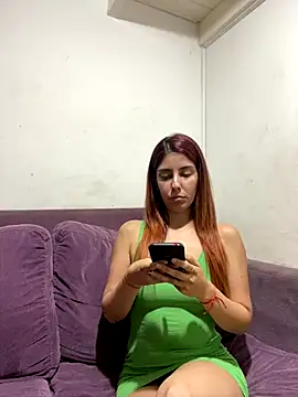 Jesicamartinezok online show from October 31, 2025, 5:15 am