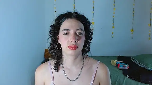 sajecrismaa online show from February 6, 2026, 7:21 pm