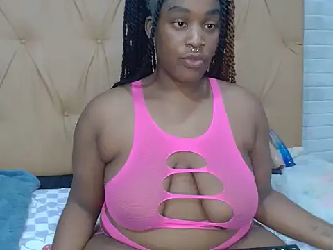 SexyyRedxxx online show from June 11, 2026, 6:38 pm