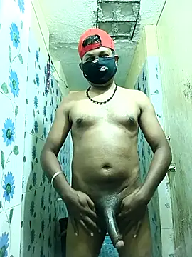 Tamilpayan09876 online show from February 2, 2026, 12:42 am