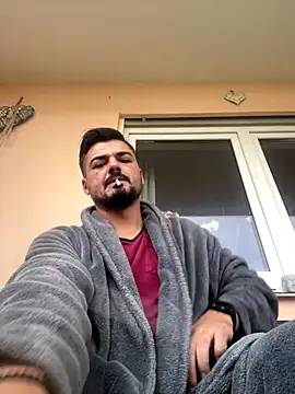 imooLoov online show from October 17, 2025, 12:07 pm