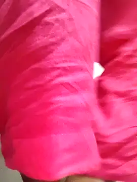 Cute pinkii online show from October 15, 2025, 8:17 pm