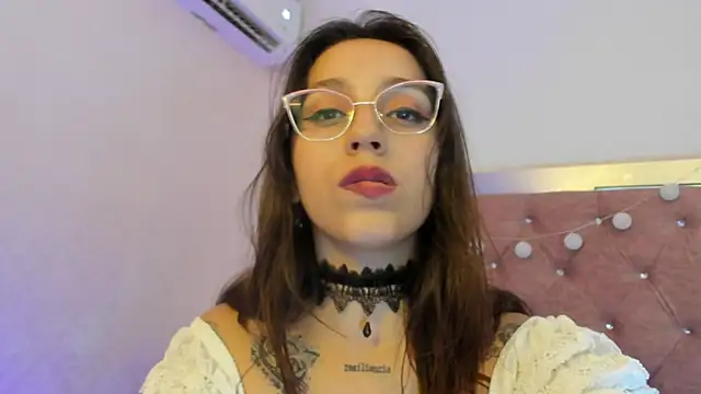 JulianaCarter online show from May 16, 2026, 8:30 pm